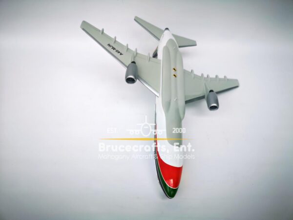 Lockheed L-1011 TriStar-200 Gulf Air with detailed craftsmanship.